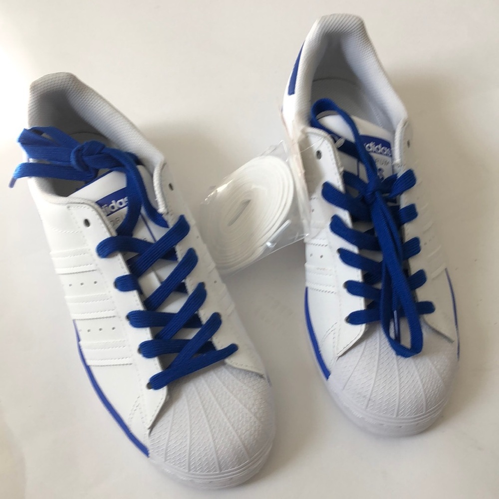 ADIDAS SUPERSTAR